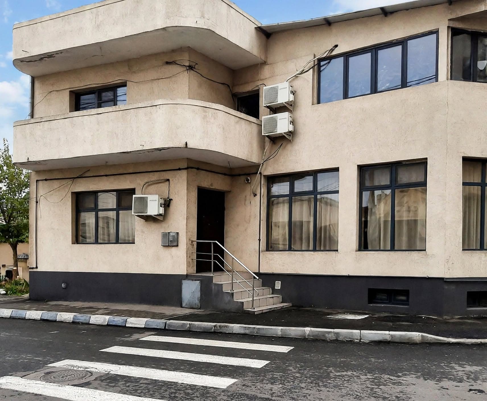 Vilă S+P+E 595 mp de vânzare în Centru–Zona 1, Târgoviște – ideal investiție – imagine 3